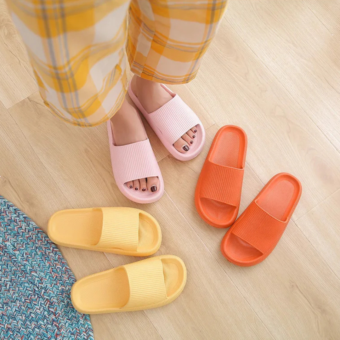 KneeHugs™ – Beschert drei Babyknietjes – auf jeder Seite